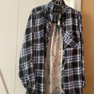 NWT Tolani Collection Shirt